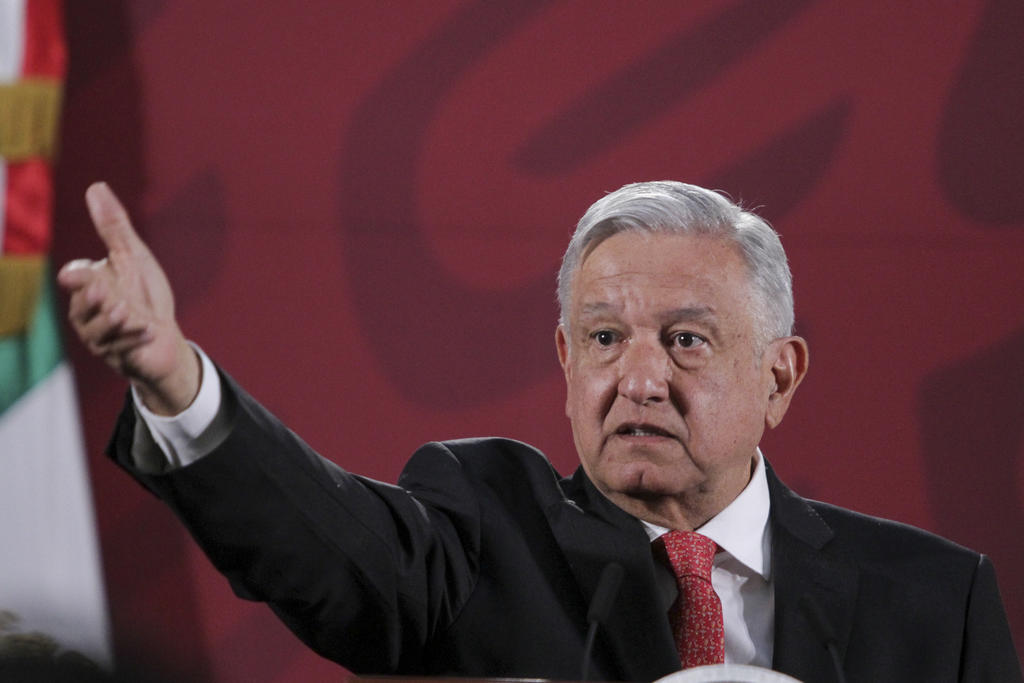 'No podemos discriminar, rechazar a quienes vienen a México. Nada más cuidar la cuestión sanitaria', dijo el presidente. (ARCHIVO)