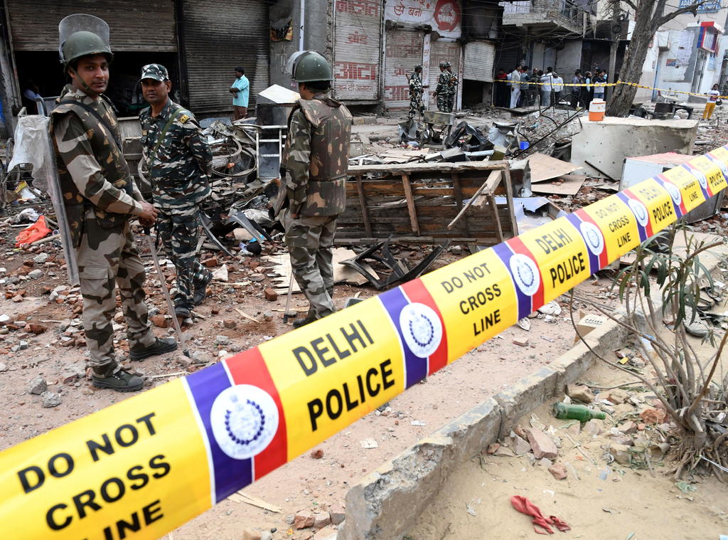 La sociedad india espera que la normalidad vuelva al noreste de Nueva Delhi tras los enfrentamientos entre musulmanes e hindúes. (ARCHIVO) 