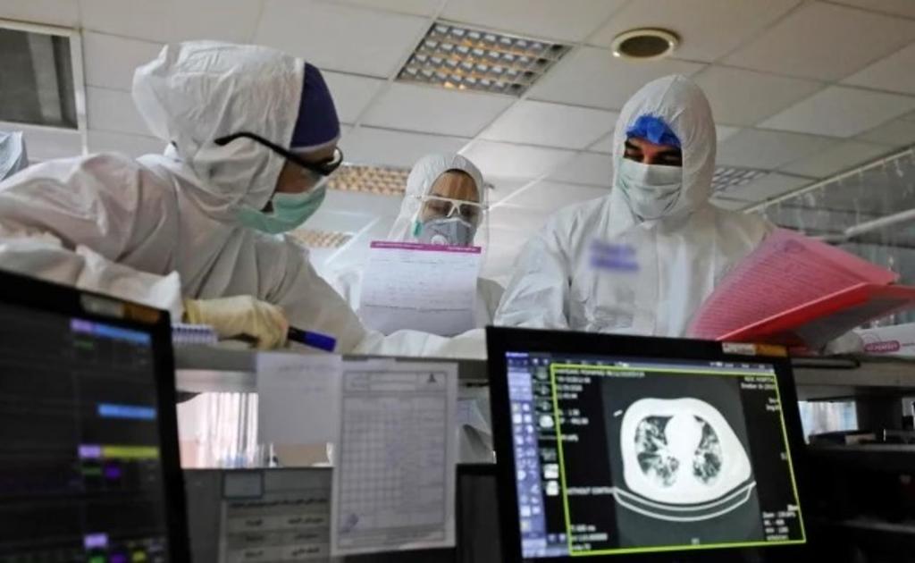 Esto quiere decir que con el tiempo, la caracterización genómica en la que hoy trabajan los científicos mexicanos y de todo el mundo, permitirá estudiar el virus y desarrollar una vacuna. (EL UNIVERSAL)
