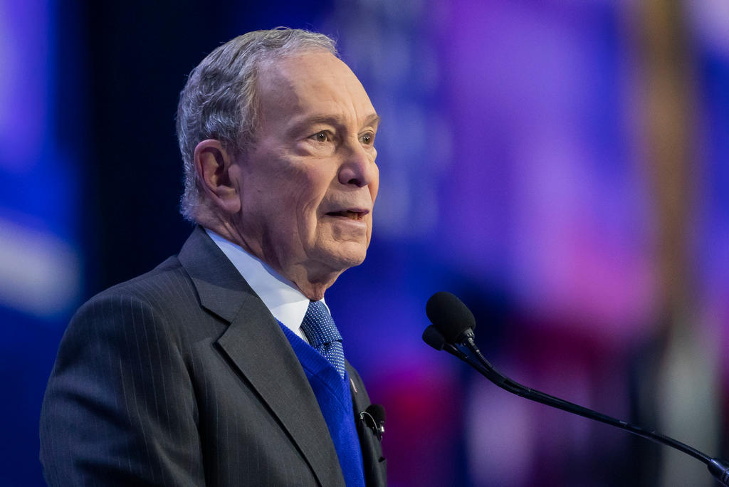 Michael Bloomberg suspendió este miércoles su campaña presidencial. (ARCHIVO)