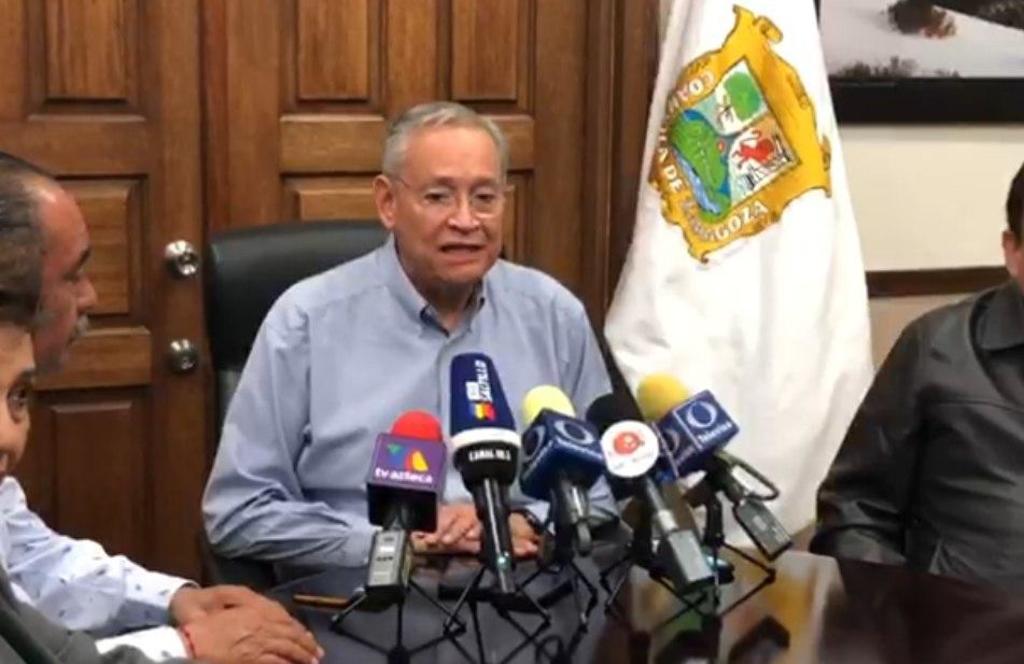 El Secretario de Educación en el Estado, Higinio González Calderón, anuncia que se suspenden las clases en todo el estado el próximo lunes 9 de marzo, fecha en que se llevará a cabo el movimiento nacional de #UnDíaSinMujeres. (ESPECIAL)