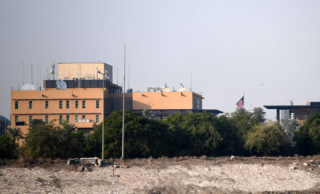 Dos cohetes tipo Katyusha cayeron este jueves sin causar víctimas en las inmediaciones de la embajada estadounidense en Bagdad. (ARCHIVO) 