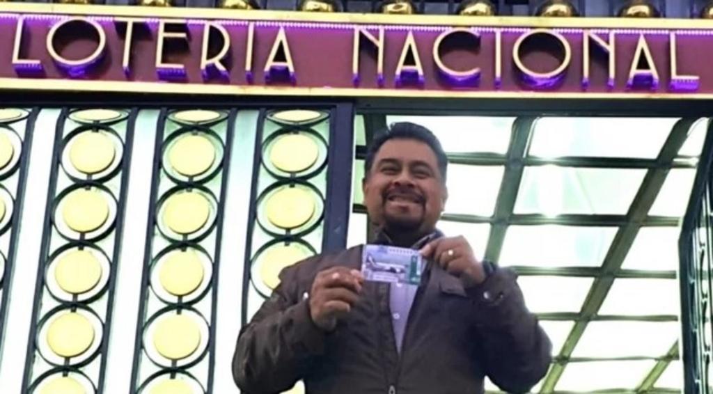 El senador de la República por San Luis Potosí, Primo Dothé Mata, gastó al menos 105 mil pesos en la adquisición de 210 'cachitos' de la Lotería Nacional. (EL UNIVERSAL)