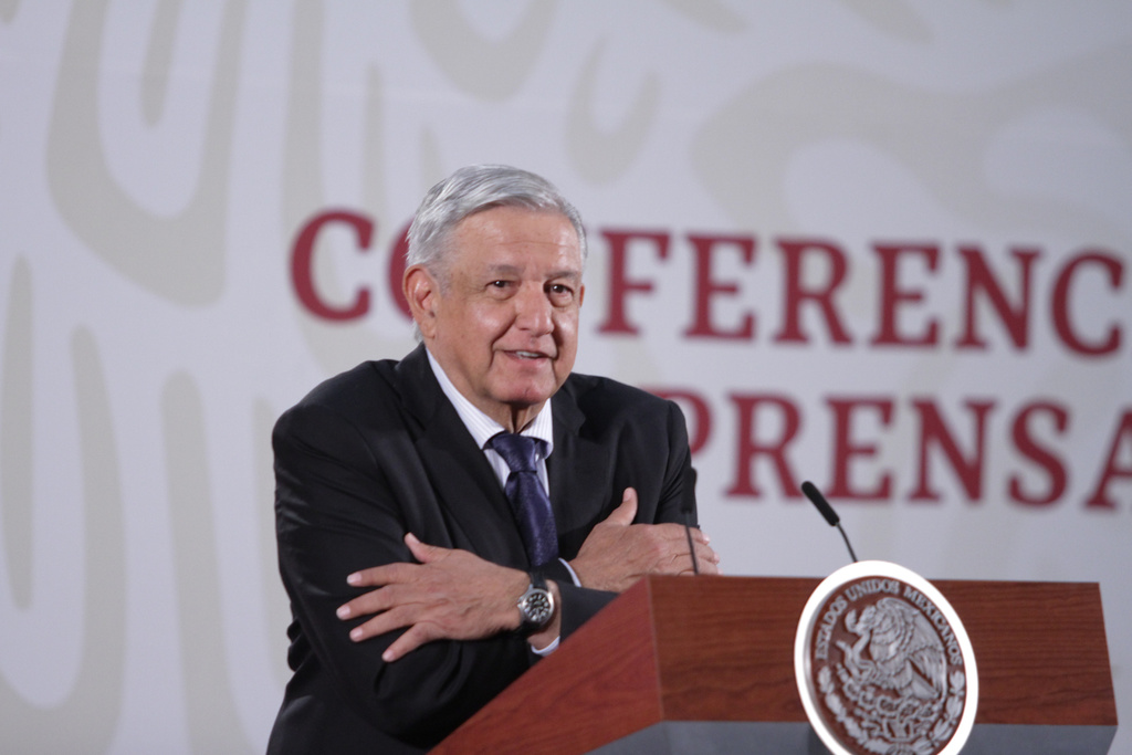 El presidente Obrador dijo que sí dará su Gobierno el 9 de marzo a las mujeres que decidan sumarse al paro. (NOTIMEX)