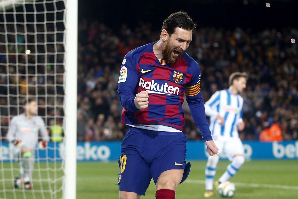 El astro argentino Lionel Messi rescató una vez más al conjunto blaugrana en su duelo de liga frente a la Real Sociedad.