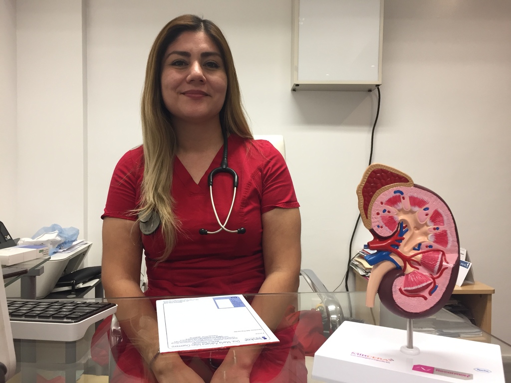 Adriana es médica con especialidad en Nefrología y dice sentirse orgullosa de su profesión. (GUADALUPE MIRANDA)
