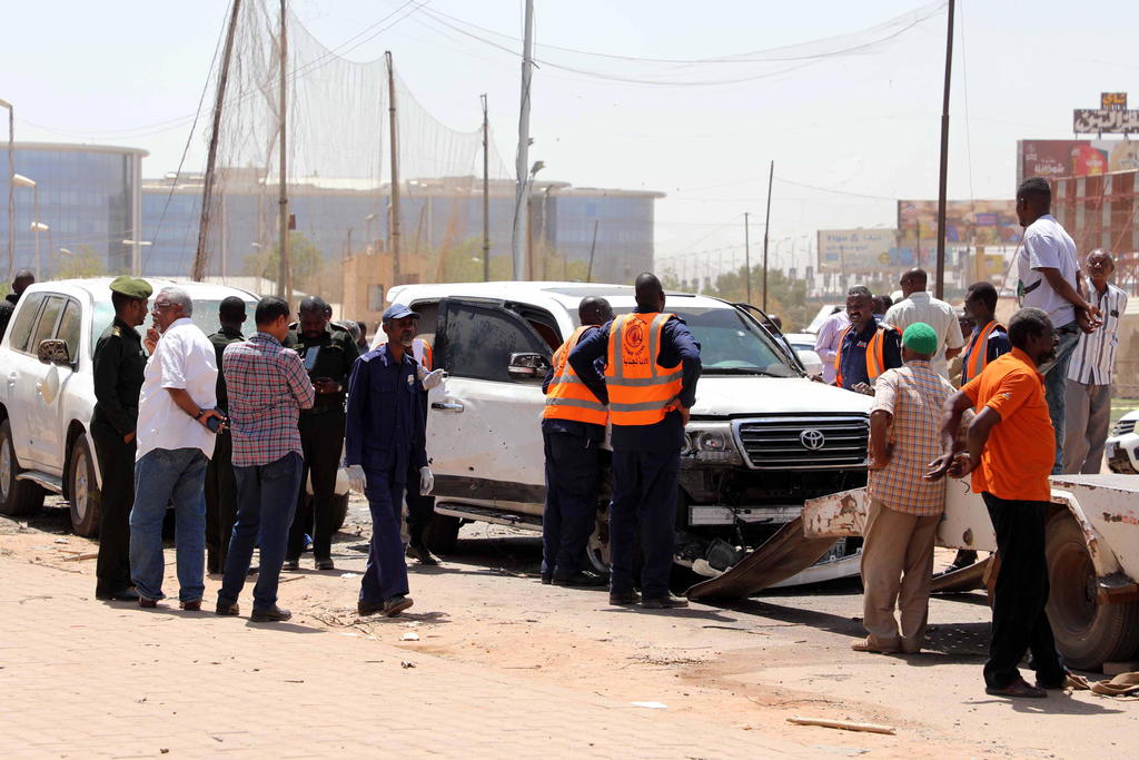 Abdalla Hamdok estaba a salvo tras la explosión, que iba dirigida contra su comitiva. (EFE)