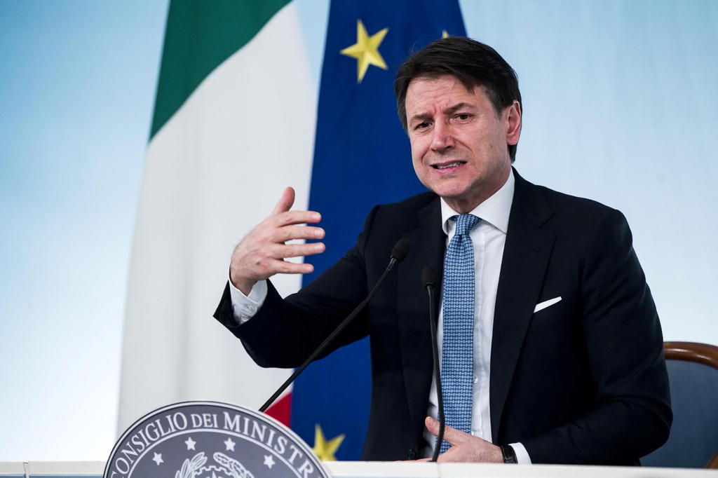  El primer ministro italiano, Giuseppe Conte, anunció hoy que el Gobierno extiende las medidas restrictivas del norte del país a toda la península, por lo que se restringen los movimientos en todo el territorio para intentar contener el avance del coronavirus. (EFE)
