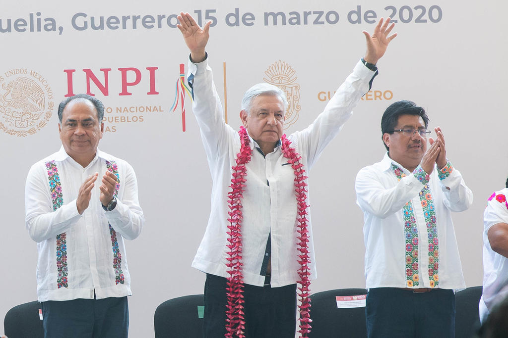 Un día después de que autoridades de salud informaran que el número de personas infectadas por coronavirus aumentó a 41, el presidente Andrés Manuel López Obrador aseguró que las pandemias e infortunios no harán nada a los mexicanos y se sacará adelante al país. (NOTIMEX)