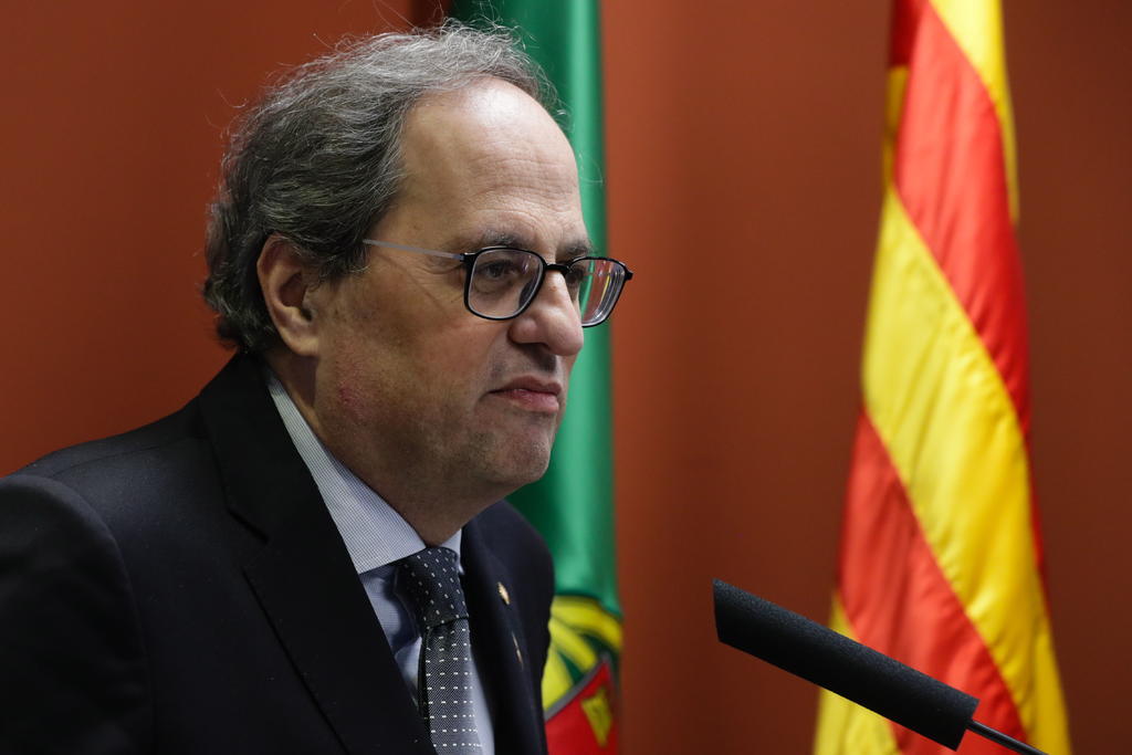 El político independentista se encuentra confinado en las dependencias presidenciales de Palacio de la Generalitat, la sede del gobierno regional de Cataluña y su estado de salud no presenta complicaciones.
(ARCHIVO)