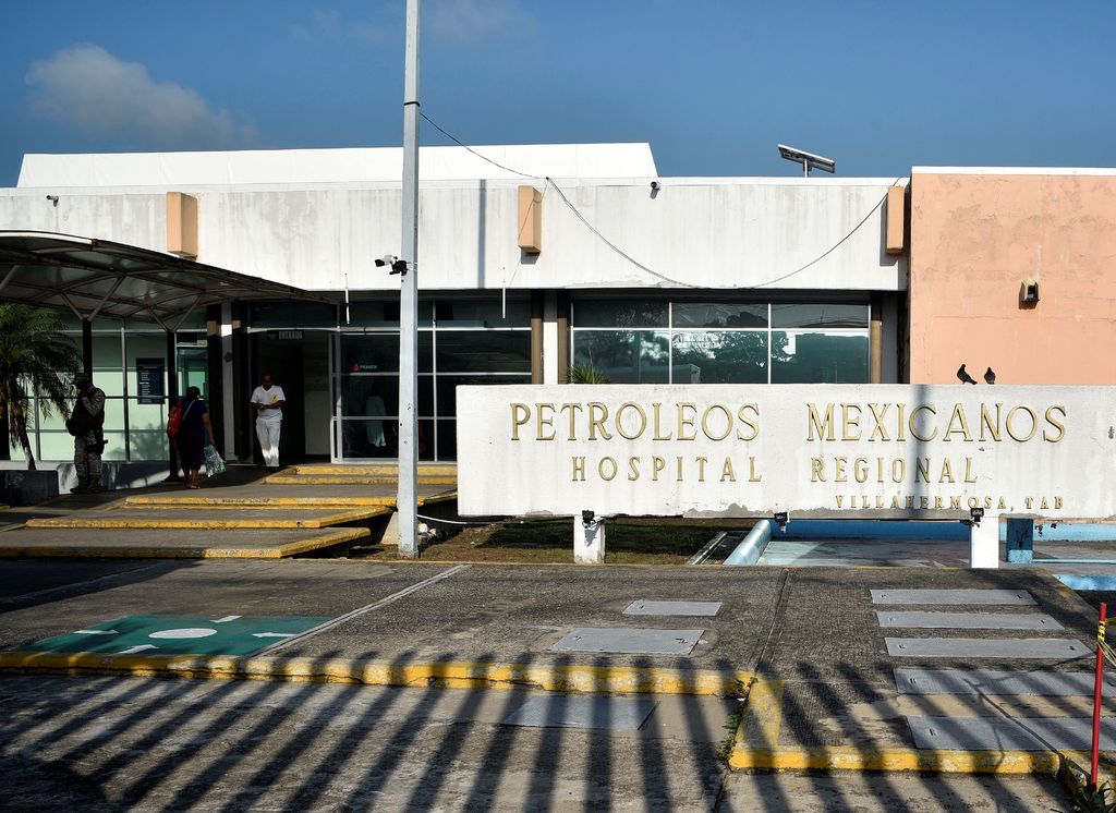 Familiares de las víctimas de medicamento contaminado aseguran que van a demandar al hospital de Pemex. (ARCHIVO)