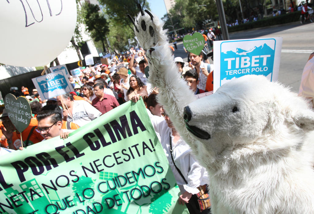 Ante la contingencia por el coronavirus (COVID-19), Greenpeace México informó que, a partir de hoy, cerrará sus oficinas en la Ciudad de México, Guadalajara, Puebla y Querétaro, y suspenderá actividades públicas, aunque dará seguimiento a las campañas por el planeta de manera remota. (ARCHIVO)