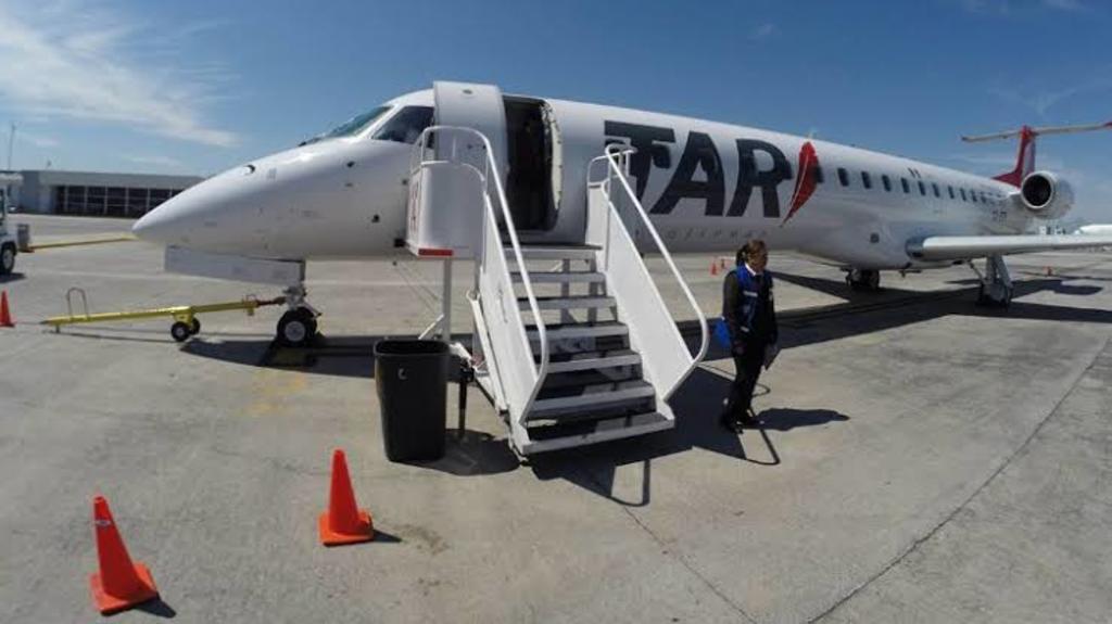 El Jet de 50 plazas más tripulación transportará a los viajeros a Saltillo, Querétaro, Toluca y Monclova los lunes, miércoles y jueves, explicó Villarreal. (EL SIGLO COAHUILA)