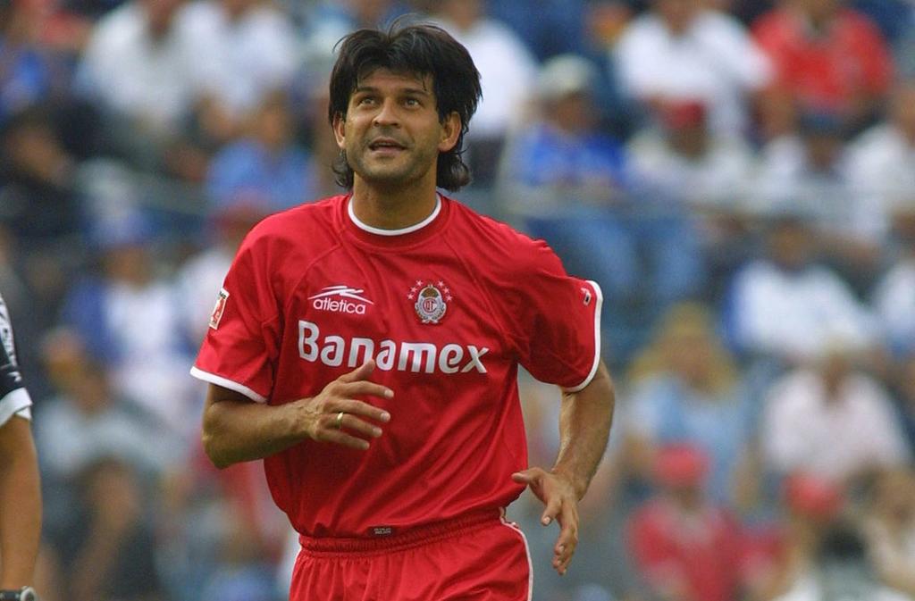 Cardozo le ganó a Santos Laguna un título del futbol mexicano en el Verano 2000. (ARCHIVO)