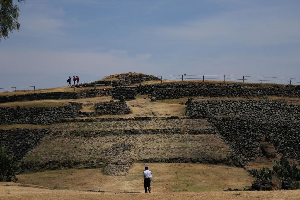 Cuicuilco tiene un gran basamento circular del Preclásico que mide 110 metros de diámetro y 25 metros de altura. (AGENCIAS)