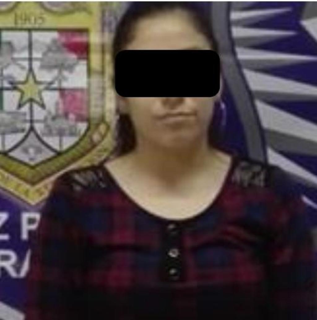 La mujer fue detenida por el personal de la Policía Municipal y trasladada a las instalaciones de la Vicefiscalía General del Estado. (EL SIGLO DE TORREÓN)