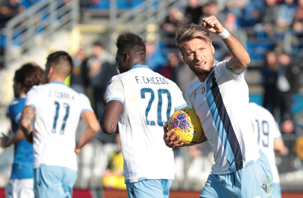 El delantero italiano ha logrado 27 goles durante la actual temporada, mismos que han ayudado a que la Lazio sea segunda en la Serie A. (ARCHIVO)