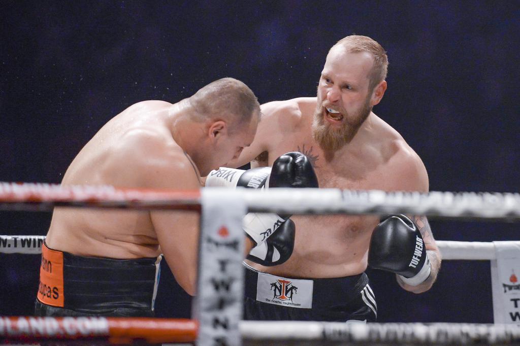 Robert Helenius está a una victoria de un enfrentamiento por el título mundial de peso completo y 'The Nordic Nightmare' planea rasgar los cinturones de Anthony Joshua. (ARCHIVO)