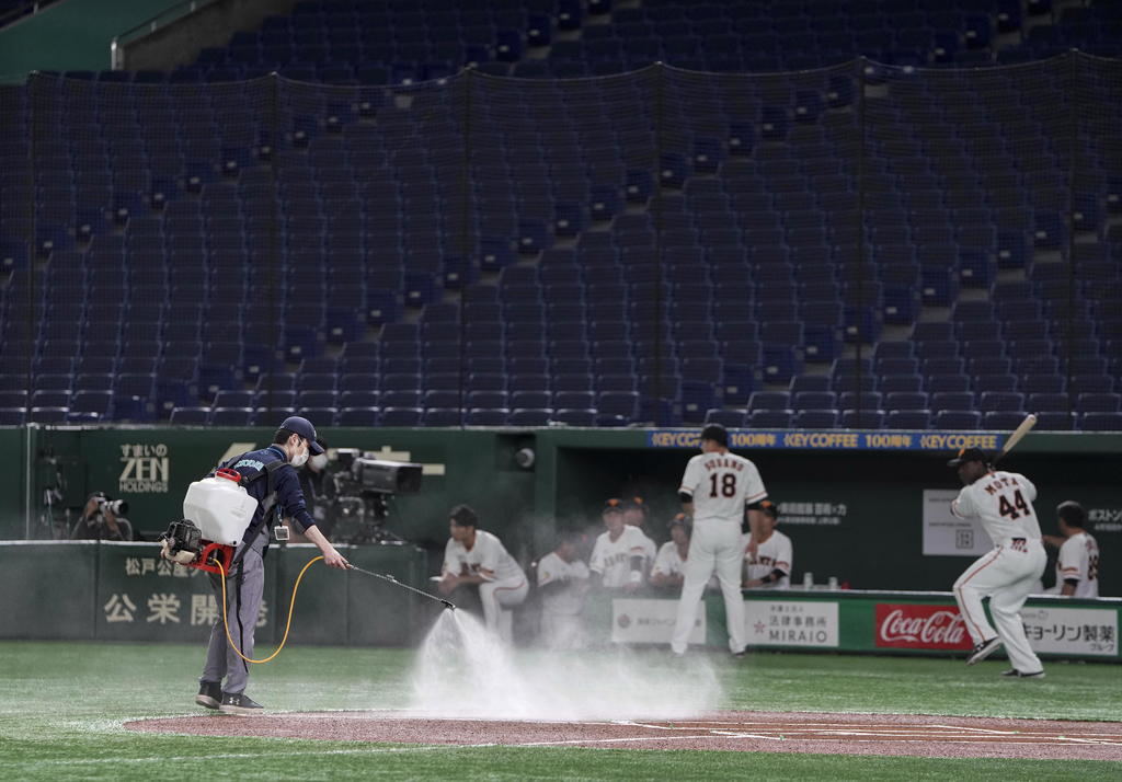 Las autoridades del beisbol en suelo nipón se mantienen fijos en su intensión de arrancar la temporada el próximo mes. (ARCHIVO)