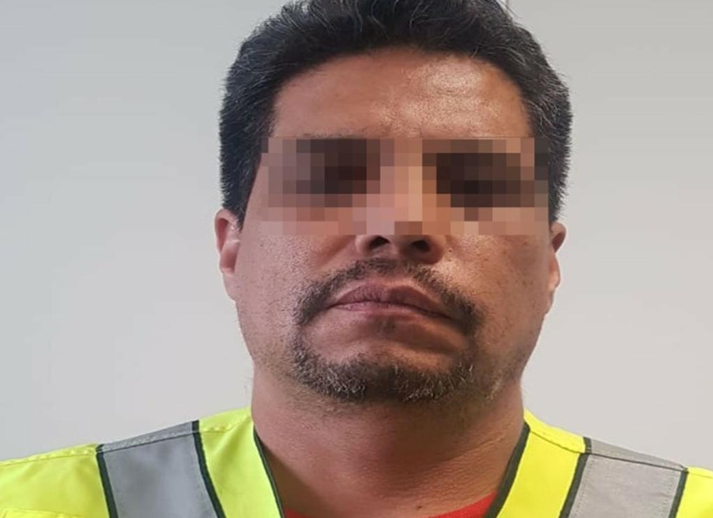 El hombre fue detenido por la Policía Investigadora de Delitos en la colonia Fovissste de la ciudad de Gómez Palacio. (EL SIGLO DE TORREÓN)