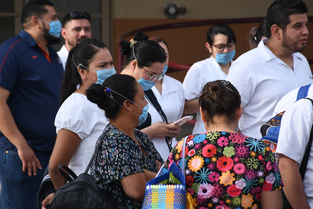 Enfermeras de hospitales de Torreón han relatado que las personas les han mostrado rechazo por temor a ser contagiados. (EL SIGLO DE TORREÓN)