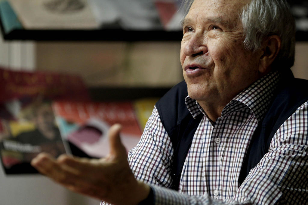 Aridjis, poeta, novelista, activista ambiental, y diplomático mexicano reconocido por su independencia intelectual, creatividad literaria, y originalidad poética, cumple 80 años de vida este lunes. (ARCHIVO)