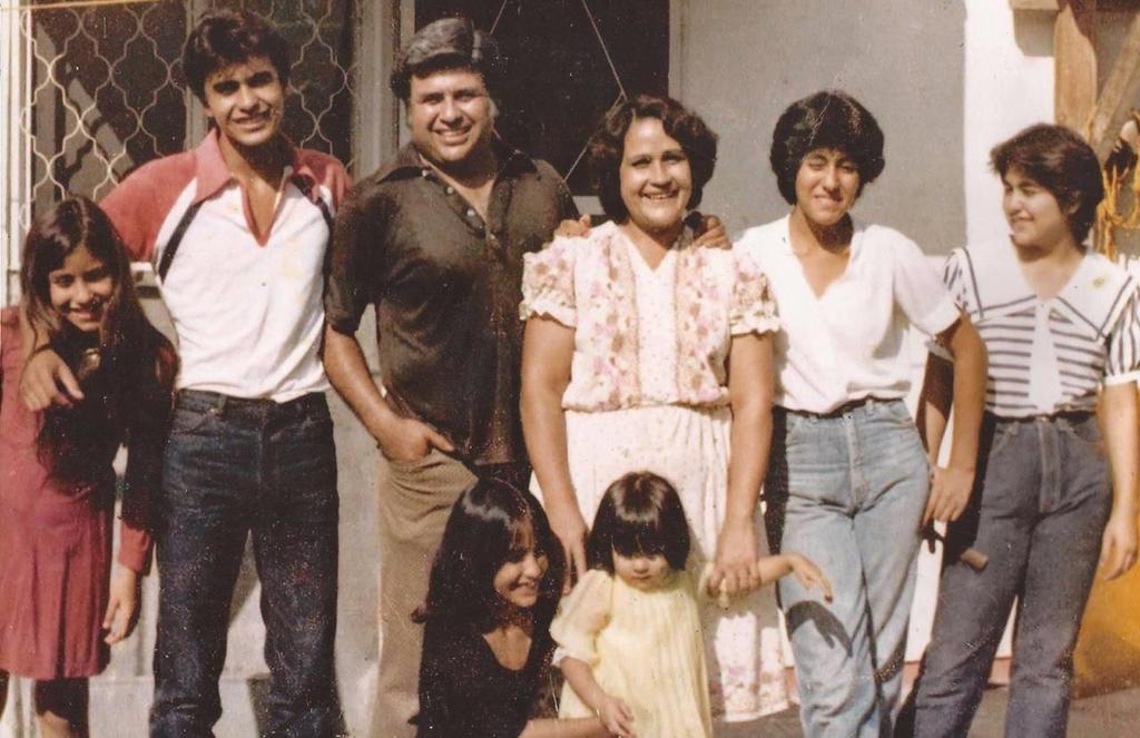 Familia Gamboa. Anabel, Jaime, Jaime (padre), Josefina (madre), Cecilia, Cristina, Claudia y Josefina en la década de los ochenta.
