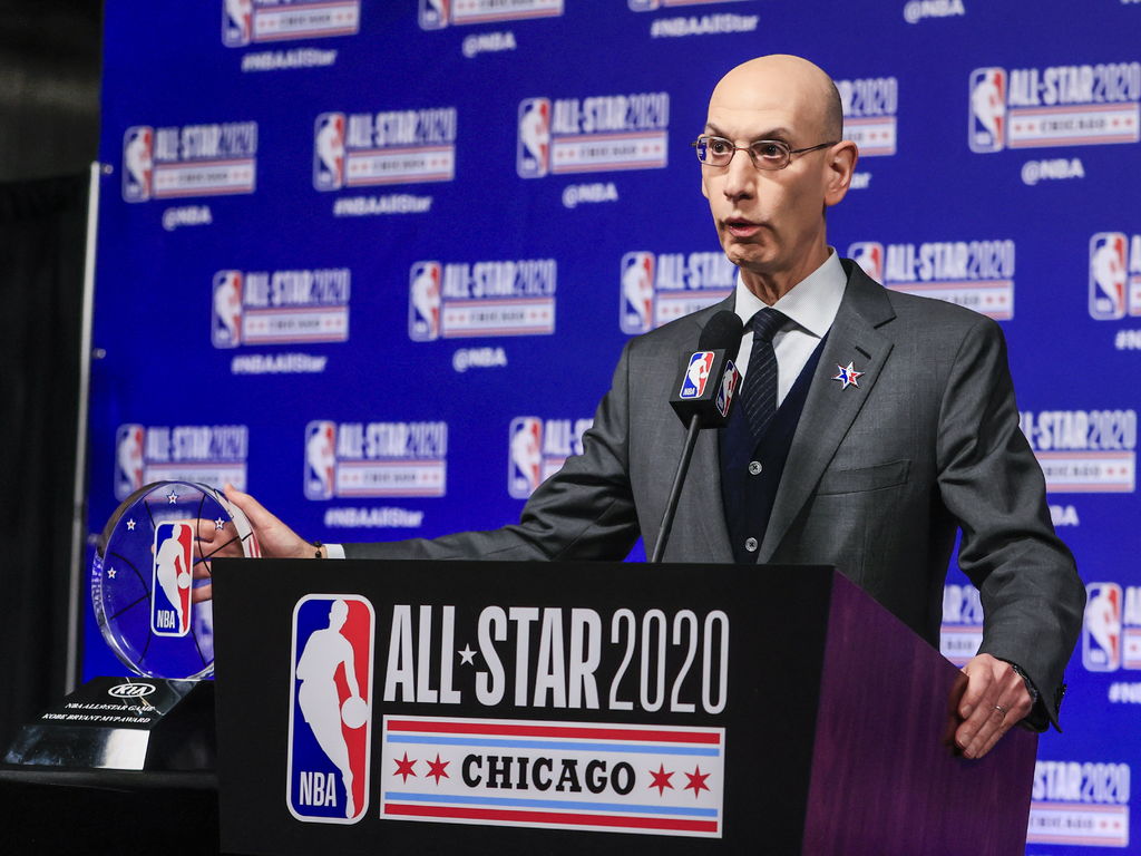 El comisionado de la NBA descartó que por ahora existan pláticas para reanudar la actual temporada en las duelas. (ARCHIVO)