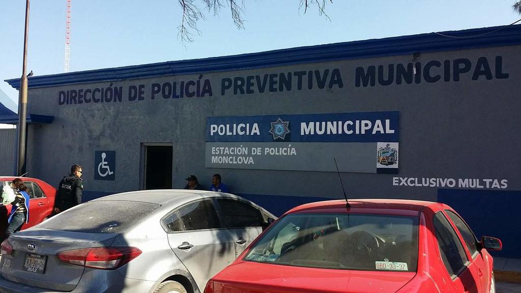 Los organizadores fueron arrestados por la Policía Municipal y las fiestas disueltas. (ARCHIVO)
