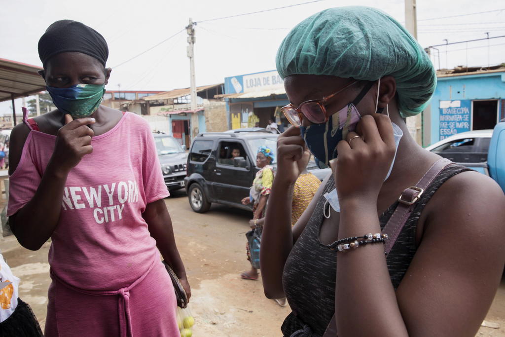 La organización humanitaria Oxfam, enfocada en erradicar la pobreza y desigualdad en el mundo, dijo hoy que la pandemia de COVID-19 podría generar 500 millones de pobres más. (ARCHIVO) 