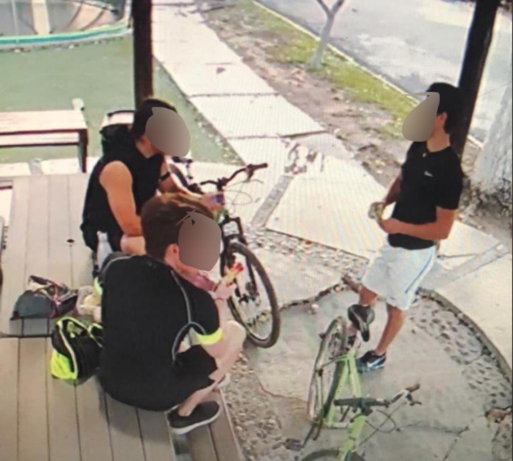 Por medio de redes sociales exhiben a presuntos ladrones de bicicleta en residencial de Torreón. (EL SIGLO DE TORREÓN)
