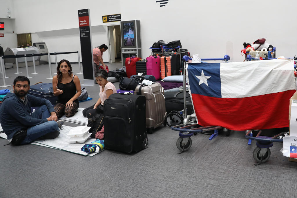 La dependencia del gobierno federal indicó que en este vuelo podrán regresar 160 mexicanos que se encontraban varados en estos países de Sudamérica. (ARCHIVO)