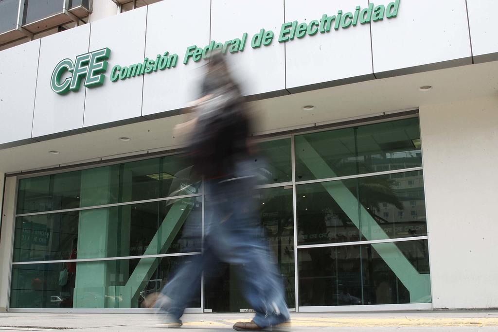 El mandatario secundó a la CFE, organismo que el martes también negó el supuesto incremento del 4.0 por ciento en el mes de abril. (ARCHIVO)