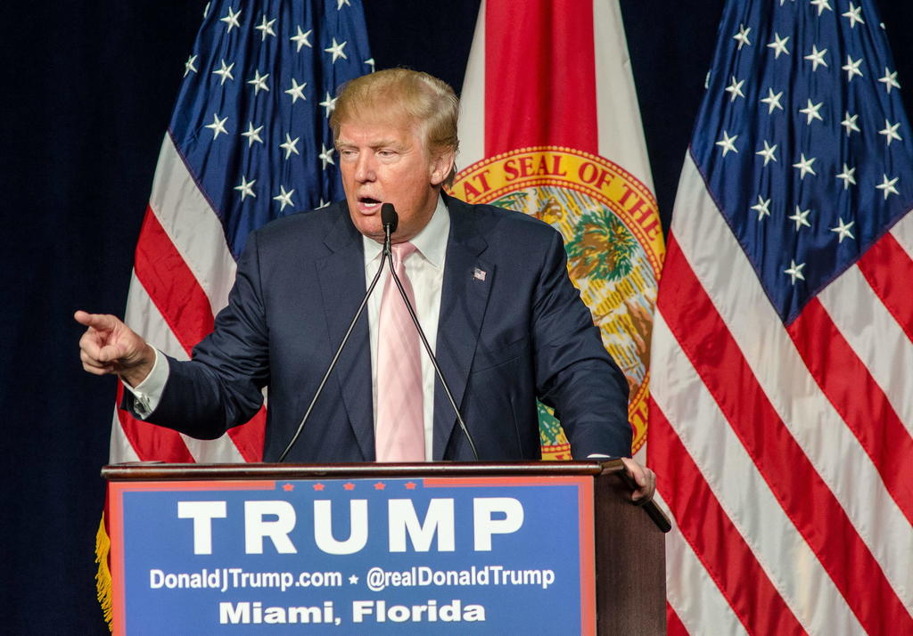 La compañía Trump Miami Resorts Management notificó a las autoridades de Florida que unos 560 trabajadores del complejo hotelero y golfístico que posee en Doral, en el condado de Miami-Dade, han sido o van a ser suspendidos de empleo y sueldo. (ARCHIVO) 