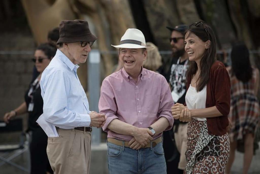 Las primeras imágenes de la cinta Rifkin's Festival, que el director estadounidense Woody Allen filmó en San Sebastián, España, el verano pasado, salieron a la luz pública. (CORTESÍA)