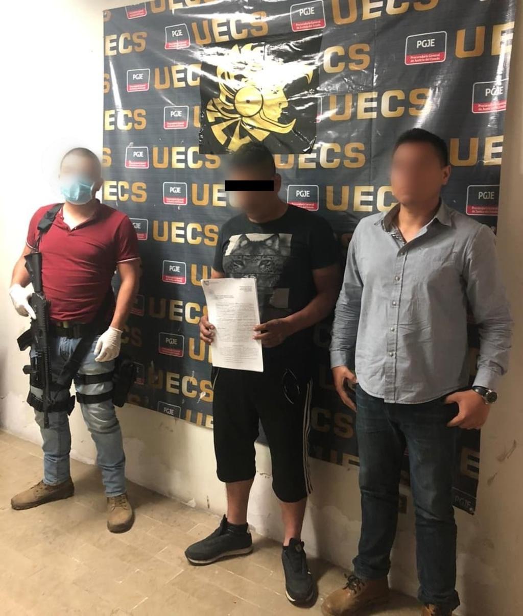 Roberto Antonio “N”, fue entregado a policías del Estado de Veracruz, quienes lo pusieron a disposición de la autoridad judicial. (EL SIGLO COAHUILA)