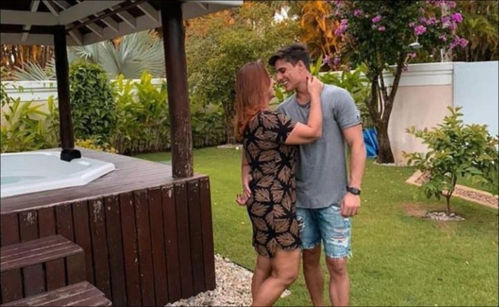 Nadine Gonçalves, la madre del astro brasileño Neymar, ha terminado su relación Tiago Ramos, su novio de apenas 23 años, debido a que este es homosexual. (CORTESÍA)