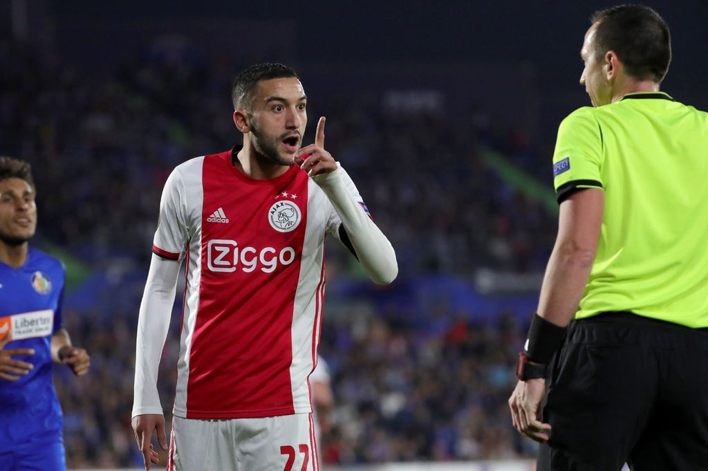Además de los equipos, algunos jugadores como el marroquí Hakim Ziyech externó su descontento luego que se declarara 'desierto' el título de la Eredivisie 2019-2020 donde su club, el Ajax, era líder.