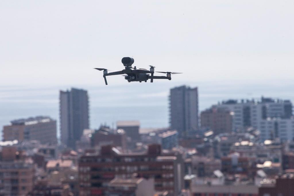 Los drones han probado su valía durante estos tiempos; se han utilizado en todos los niveles: desde gobierno hasta la sociedad civil, tanto en situaciones críticas como lúdicas. (ARCHIVO) 