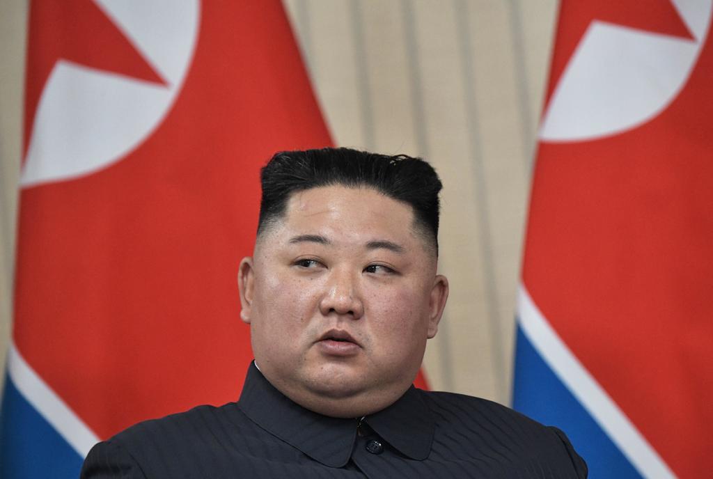 Funcionarios cercanos al presidente de Corea del Sur, Moon Jae-in, aseguraron a medios que el mandatario de Corea del Norte, Kim Jong-un se encuentra 'vivo y bien'. (ARCHIVO)