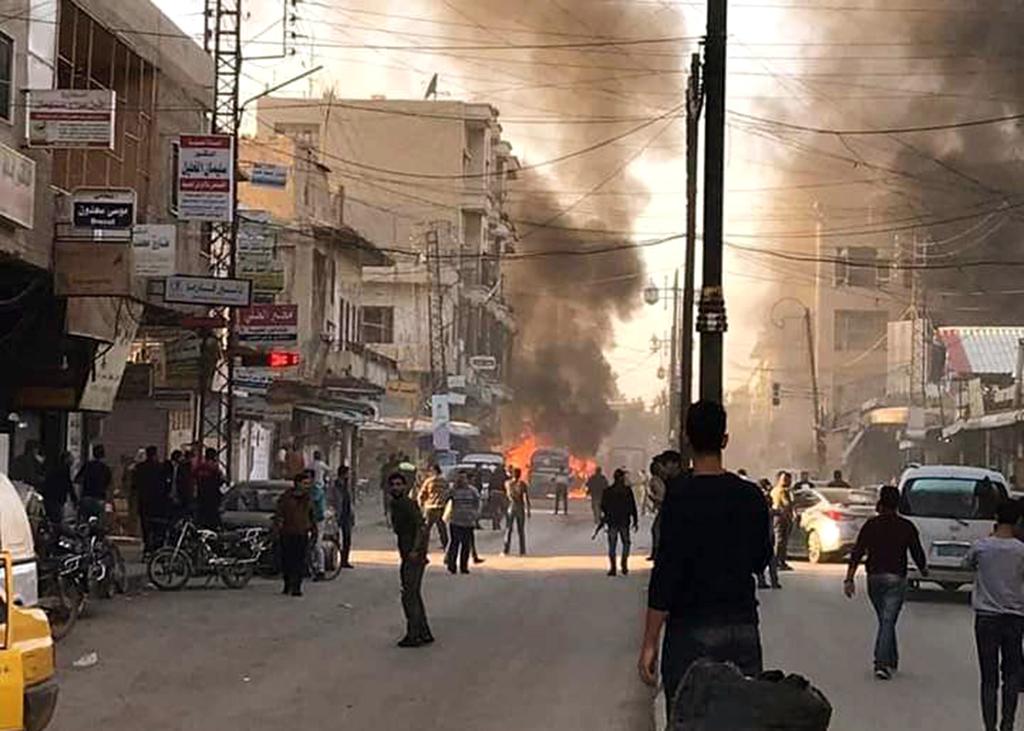 Al menos tres civiles murieron este lunes y cuatro resultaron heridos por el impacto de metralla de los misiles lanzados supuestamente por Israel esta noche contra las afueras de Damasco. (ARCHIVO) 