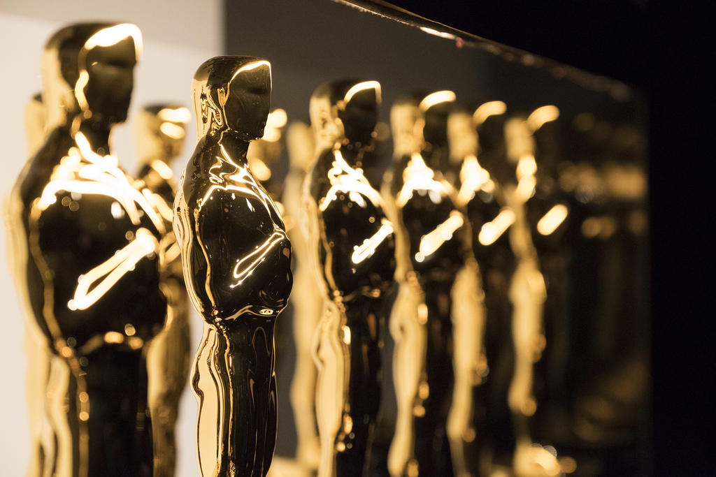 La Academia de Hollywood modificó este martes el reglamento para los Premios Oscar por la crisis del coronavirus y aprobó una excepción que permitirá que las cintas que no se hayan proyectado en cines puedan ser candidatas. (ESPECIAL)