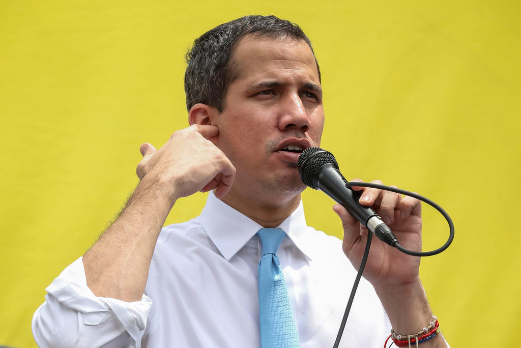 La oposición venezolana, liderada por Juan Guaidó, se ha desmarcado este domingo del ataque frustrado en las costas cercanas a Caracas y presume que se trate de un falso positivo creado por el Gobierno de Nicolás Maduro para actuar en contra de quienes le son contrarios políticamente. (ARCHIVO)