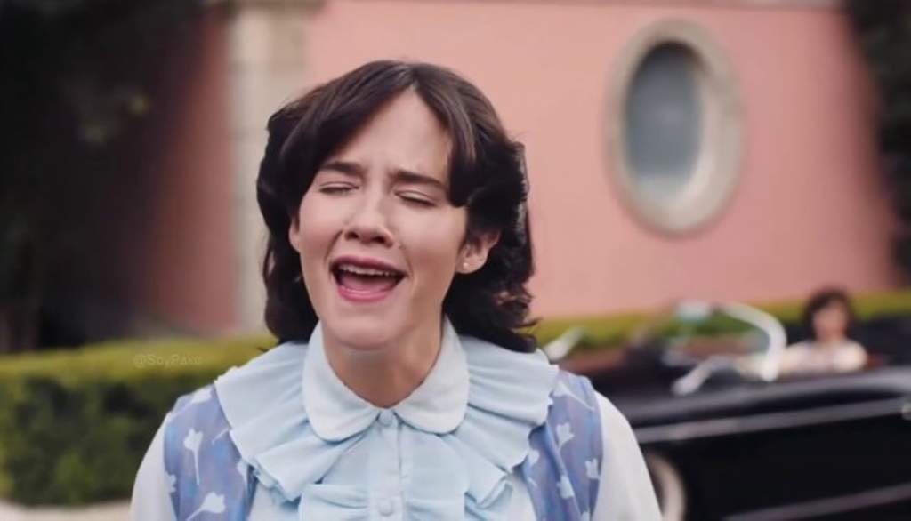 La cantante y actriz mexicana Ximena Sariñana, compartió que su versión del tema Cosas del amor, que interpretó al lado de la actriz española Paz Vega, para la tercera temporada de La casa de las flores, se convirtió en un fenómeno a través de redes sociales, pues la gente conectó mucho con el número musical. (ESPECIAL)