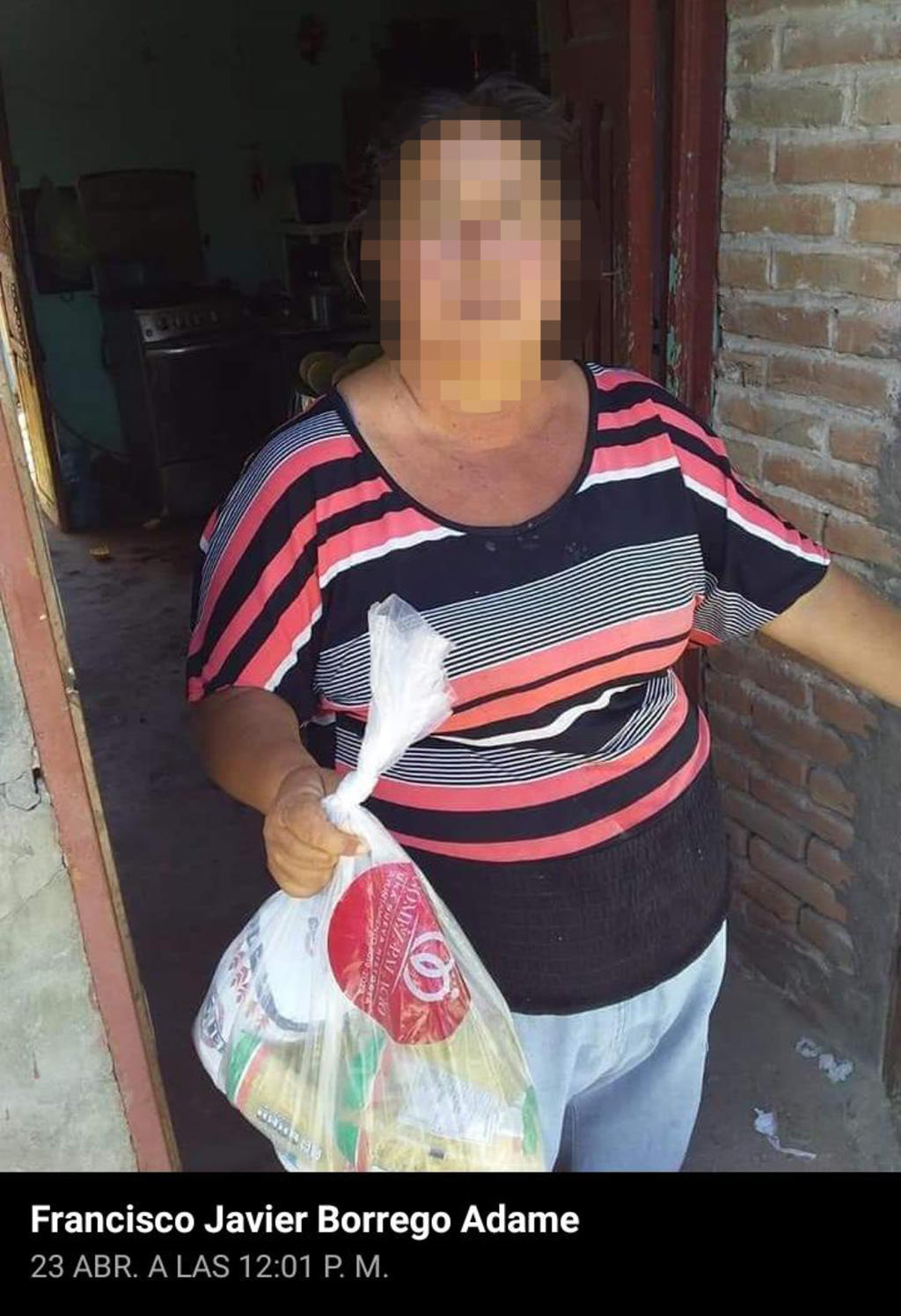 En su cuenta personal de Facebook, el diputado publicó las fotografías pero ayer las eliminó.
