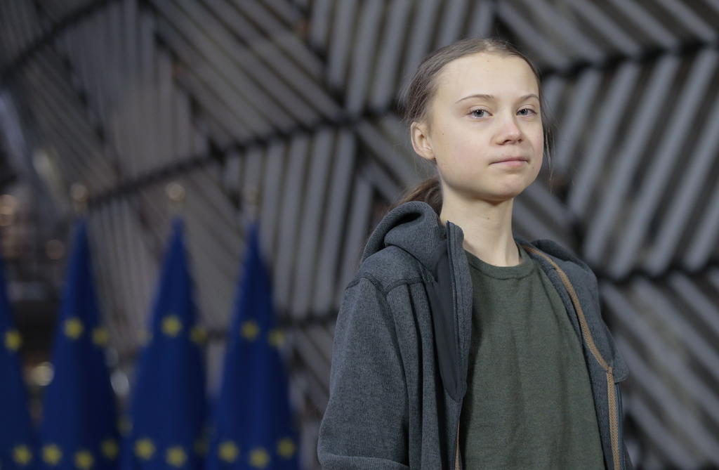 La joven activista sueca Greta Thunberg lamentó a través de sus cuentas en redes sociales, que la humanidad no escuche ni siquiera los hechos más básicos que la ciencia ha querido comunicar sobre la emergencia climática. (ARCHIVO) 
