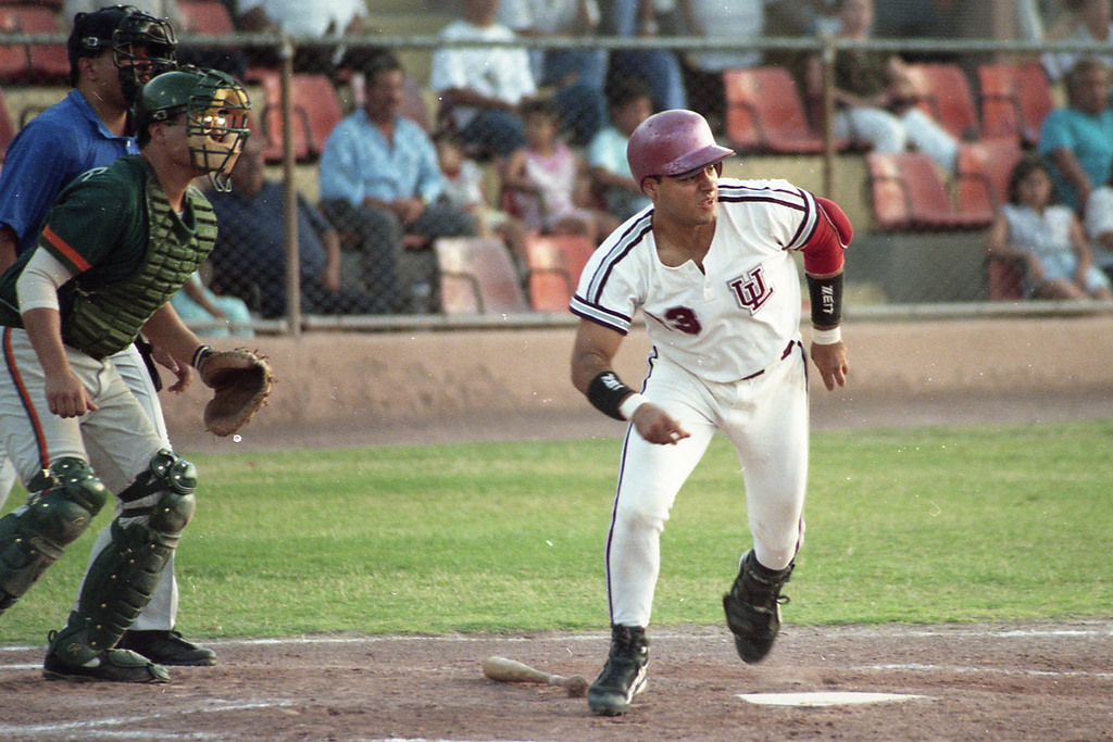 El lagunero Fernando 'He Man' Rodríguez debutó en 1993 con Unión Laguna, y la temporada siguiente ganó el premio al Novato del Año en la Liga Mexicana de Beisbol. (ARCHIVO)