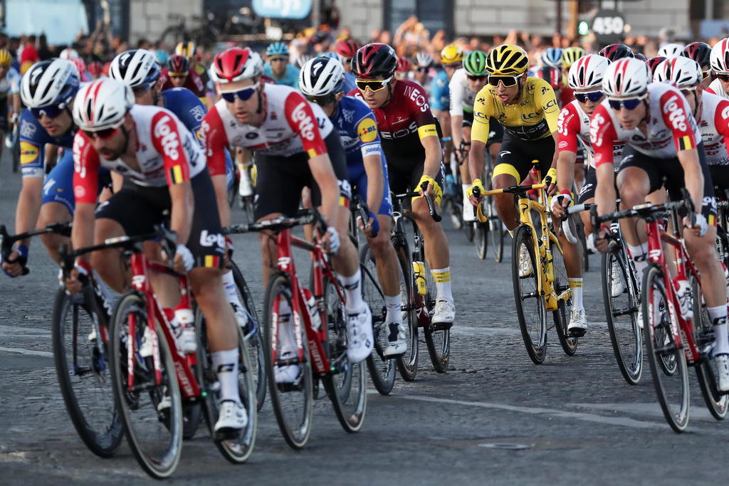 El Giro de Italia y la Vuelta a España se empalmarían. (ARCHIVO)