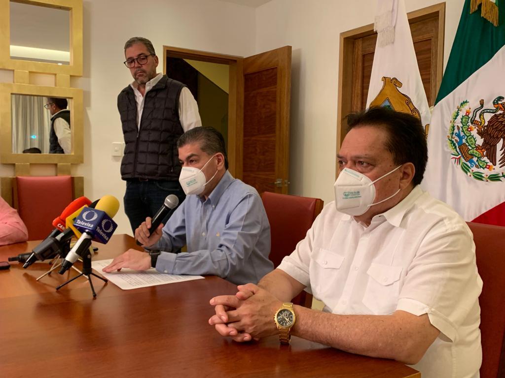 El gobernador del estado, Miguel Riquelme, anunció la detención de los presuntos homicidas.
(EL SIGLO DE TORREÓN)