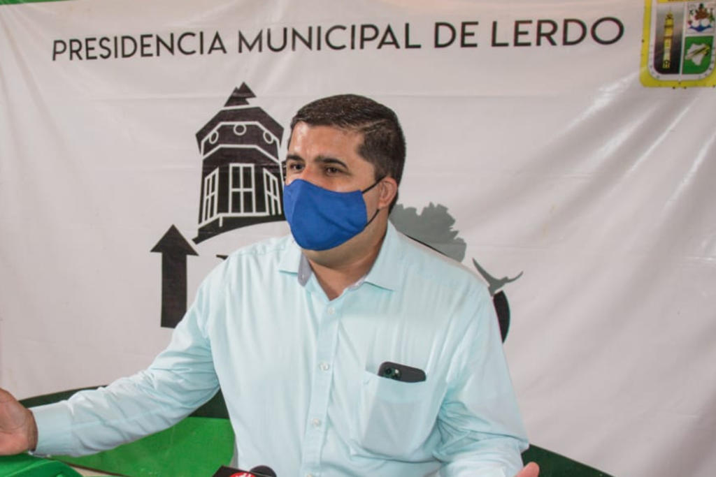 El alcalde, Homero Martínez, dijo que en Lerdo existen muchos comercios que son clasificados como esenciales, como los abarrotes, fruterías, ferreterías, entre otros. (VIRGINIA HERNÁNDEZ)